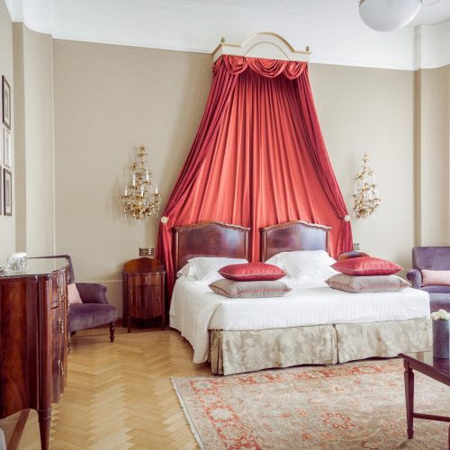 MissJones Group milan 3