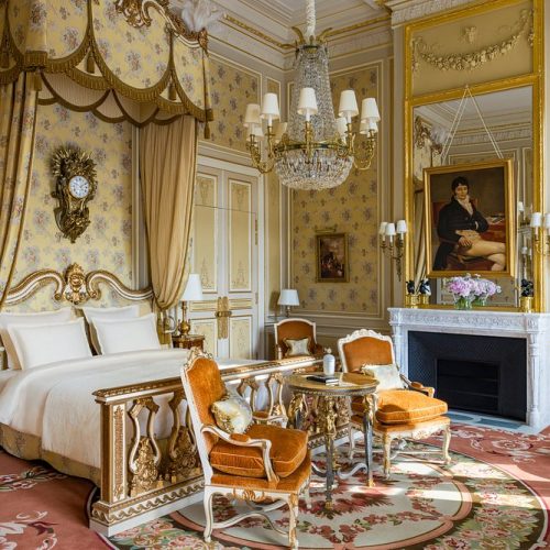MissJones Group paris 2