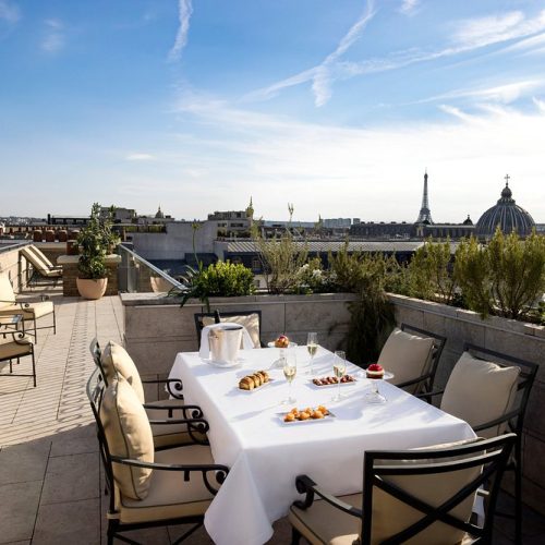 MissJones Group paris 3
