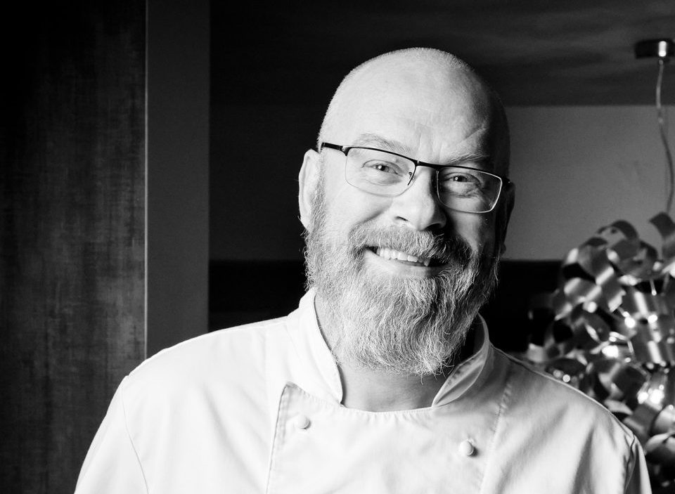 MissJones Group indian-restaurant-mayfair-michelin-starred-four-hands-experiences-simon-hulstone-02-960x1440